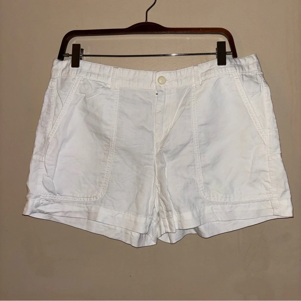 GAP Women's White Linen Cotton Blend Shorts Size 6 Tall
